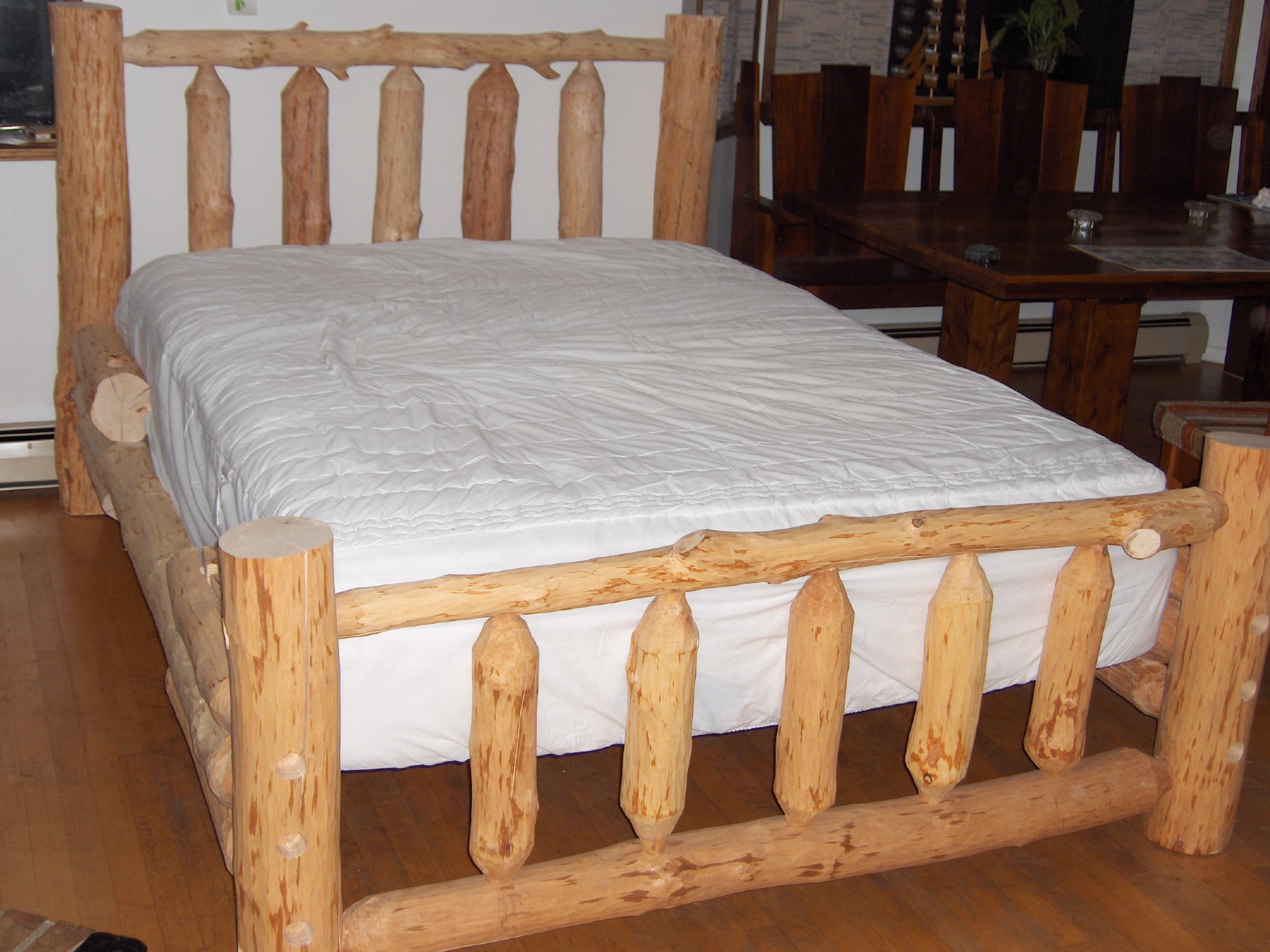 log bed Reclaimed Wood Work